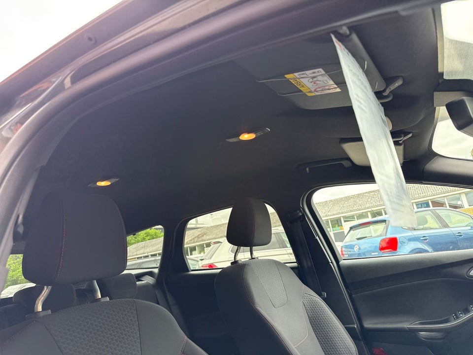 Ford Focus 1,0 EcoBoost ST-Line stc. 5d