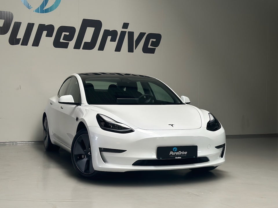 Tesla Model 3 Long Range AWD 4d