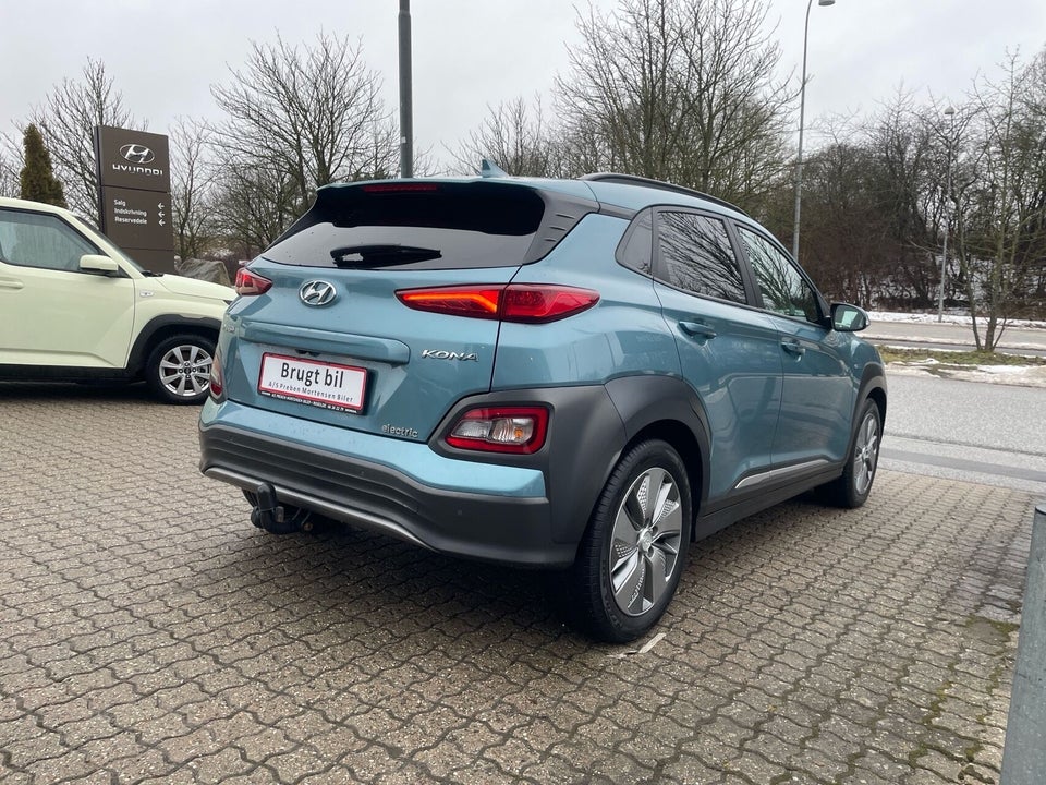 Hyundai Kona 64 EV Trend Deluxe 5d