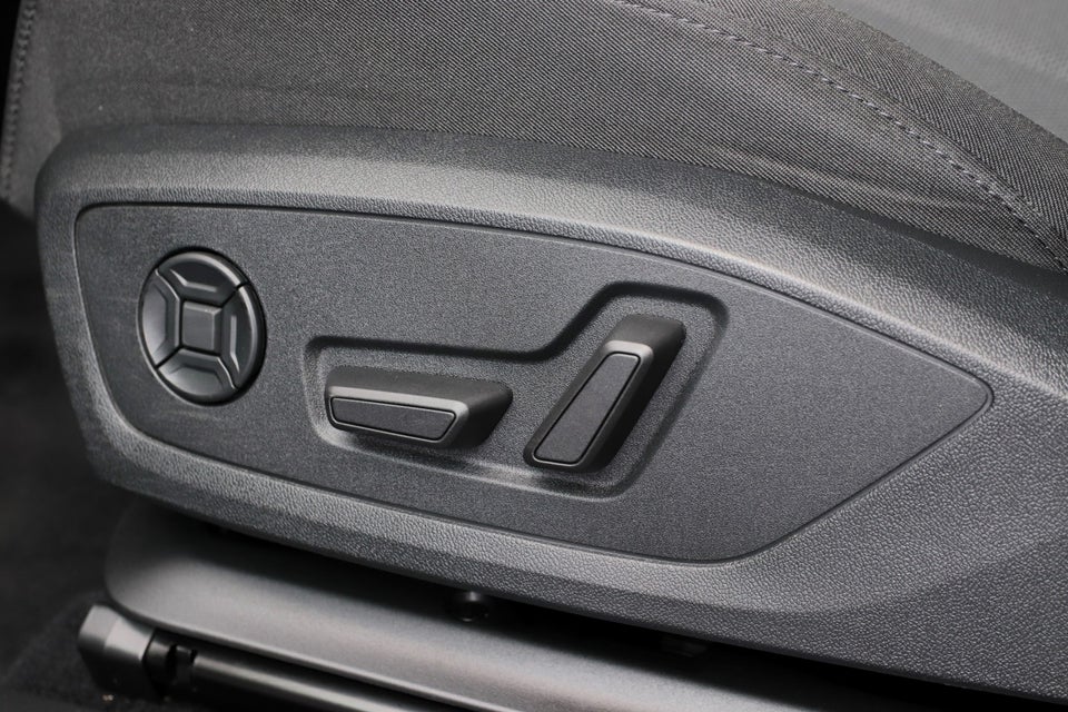 Audi Q4 e-tron 35 S-line Sportback 5d