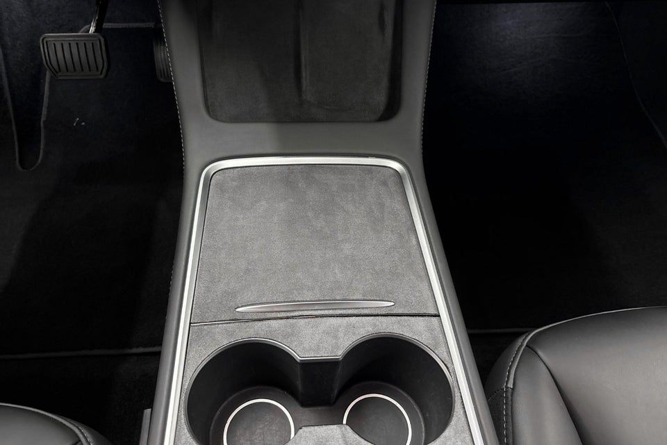 Tesla Model 3 Long Range AWD 4d