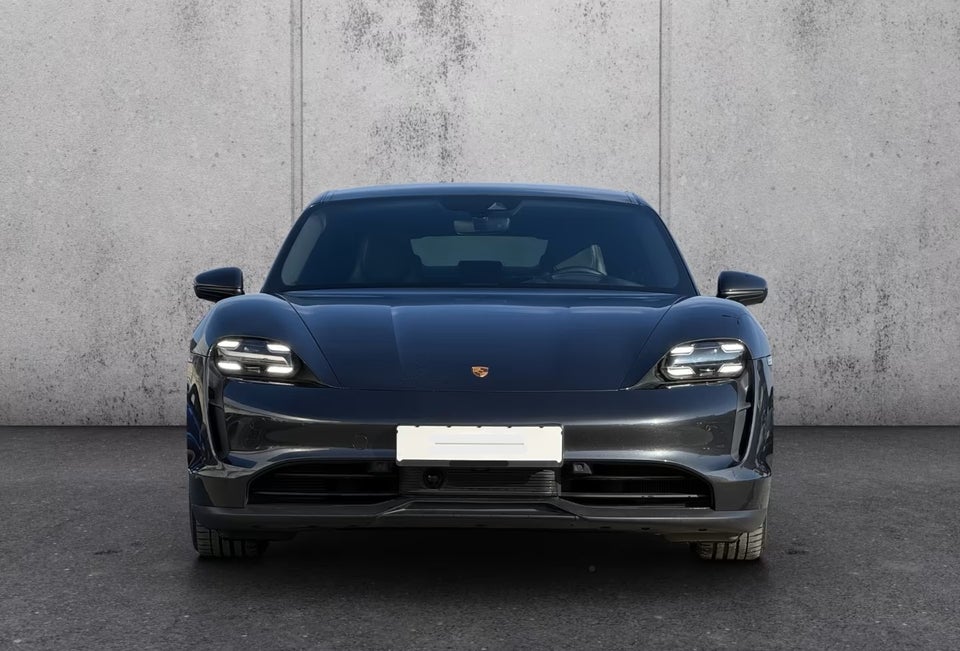 Porsche Taycan Performance+ 4d