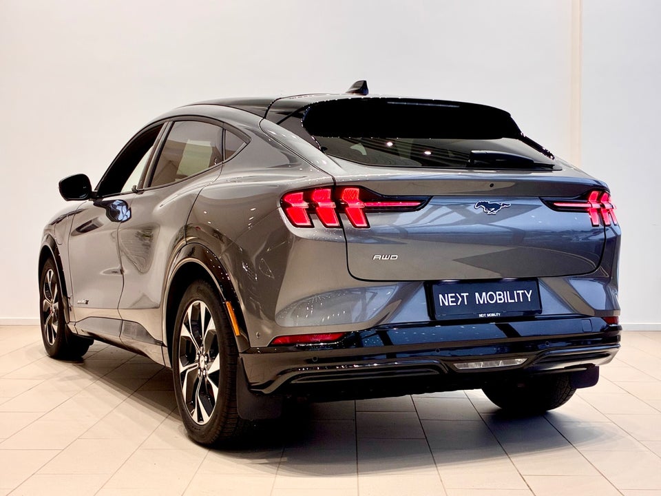 Ford Mustang Mach-E 91 Premium Extended Range AWD 5d