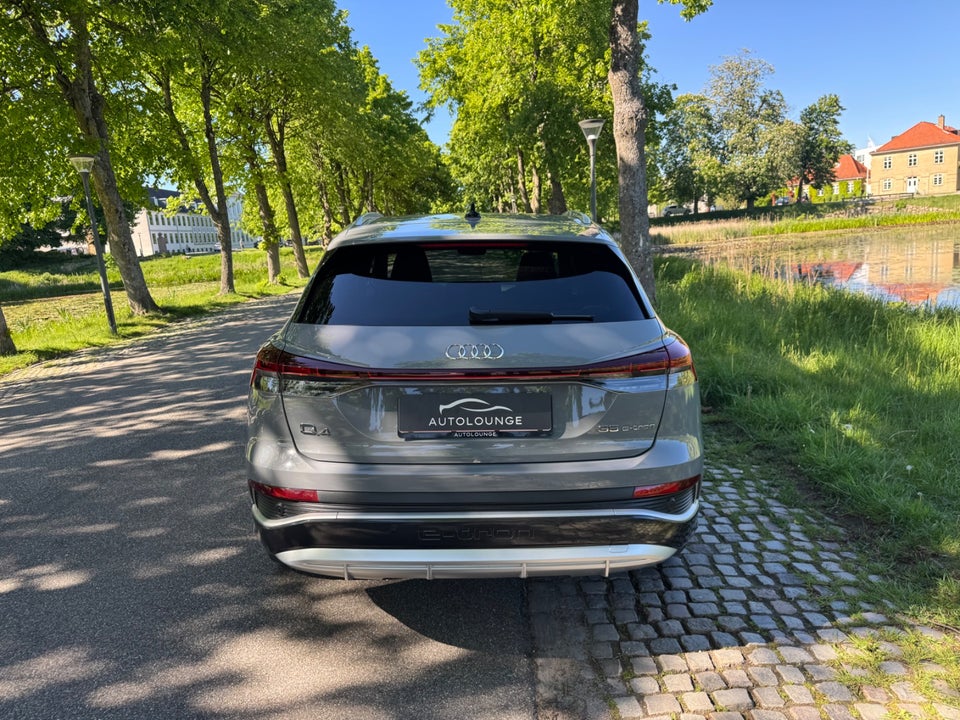 Audi Q4 e-tron 35 S-line 5d
