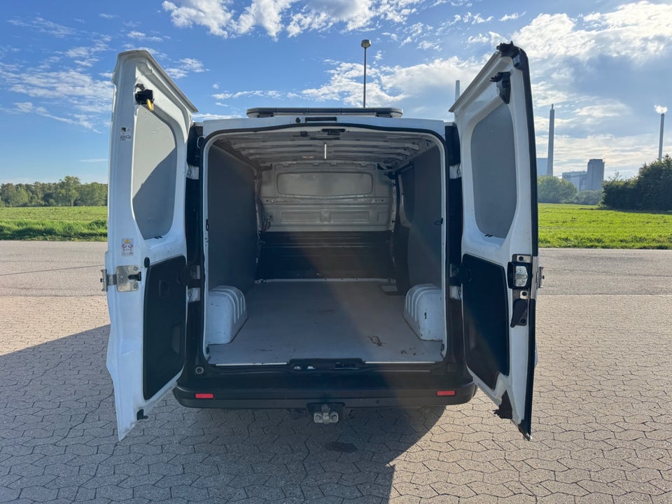 Renault Trafic T29 2,0 dCi 145 L2H1 EDC