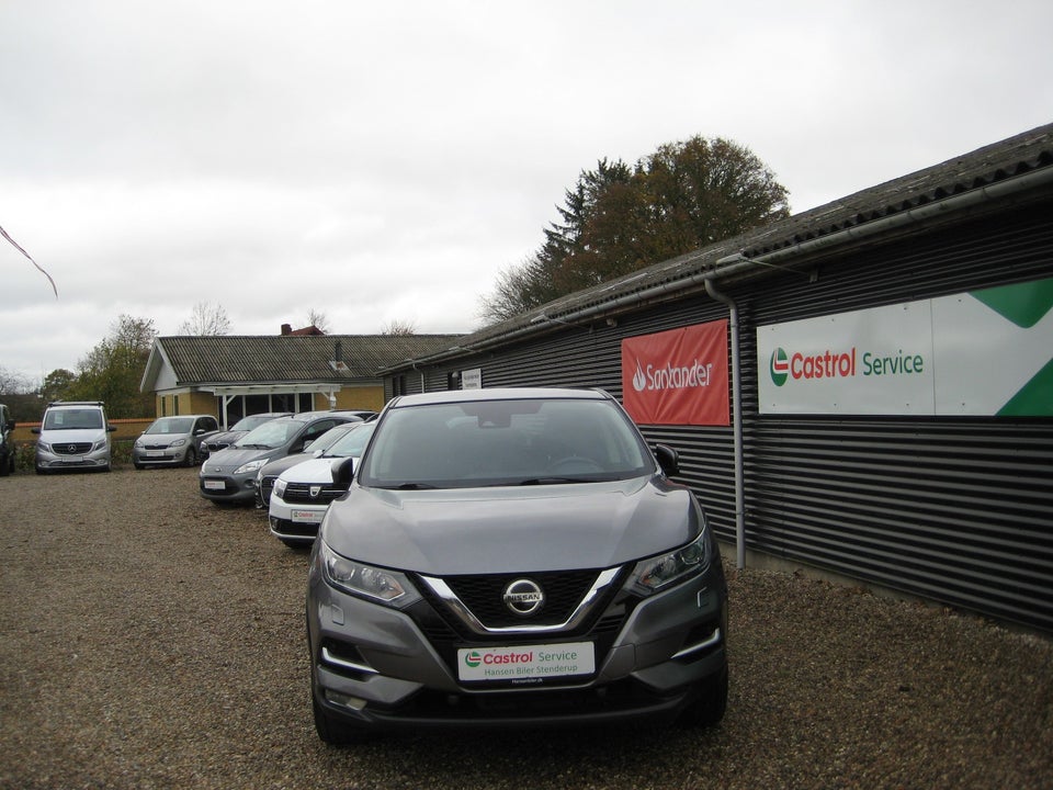 Nissan Qashqai 1,3 Dig-T 140 N-Connecta 5d