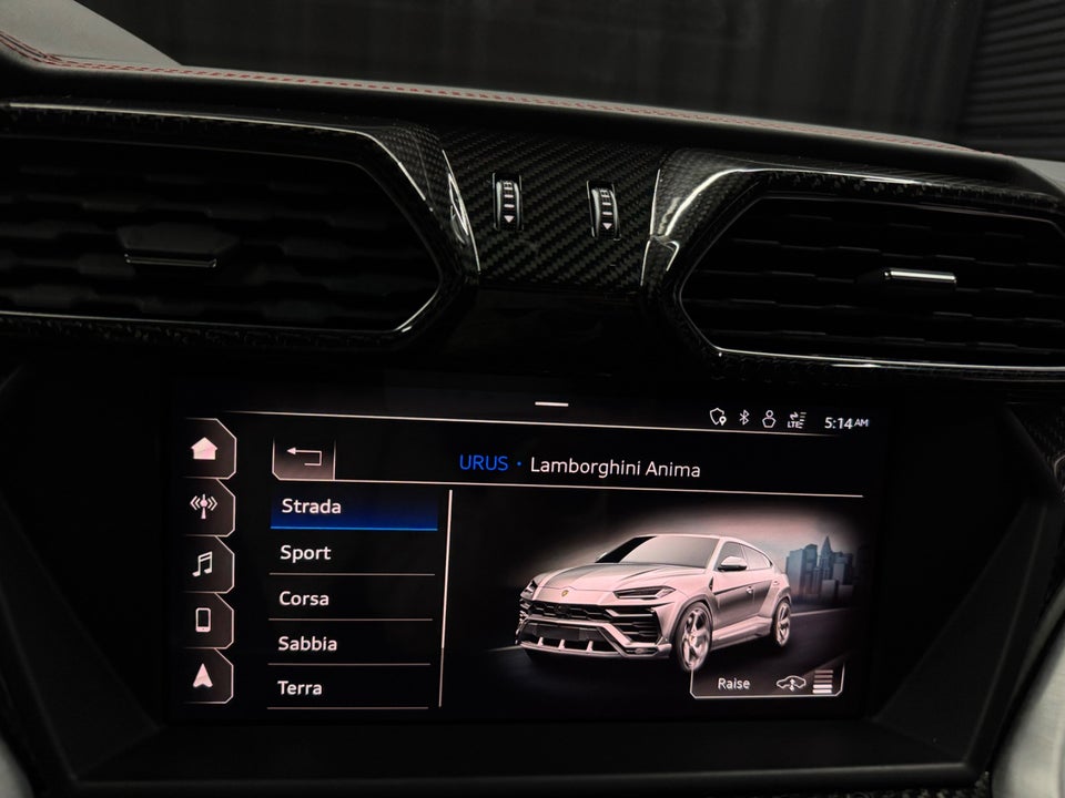 Lamborghini Urus 4,0  5d