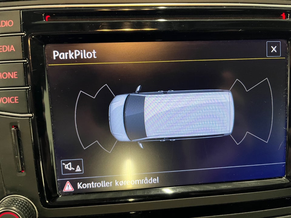 VW Transporter 2,0 TDi 204 Kassevogn DSG lang