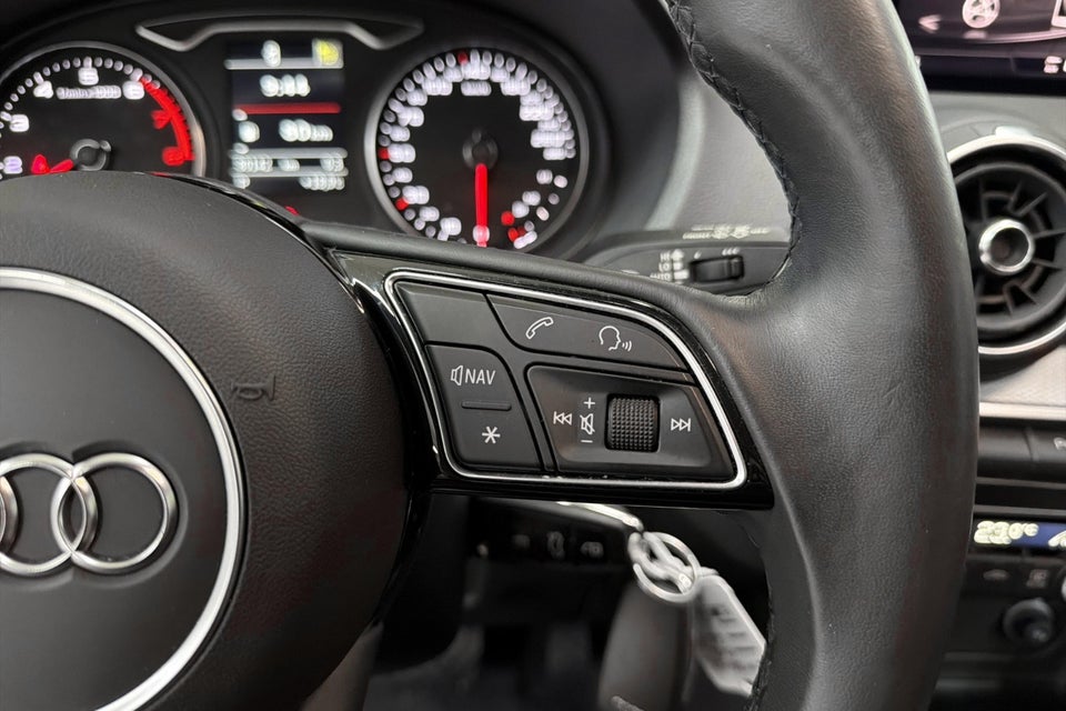 Audi Q2 35 TFSi Prestige S-tr. 5d