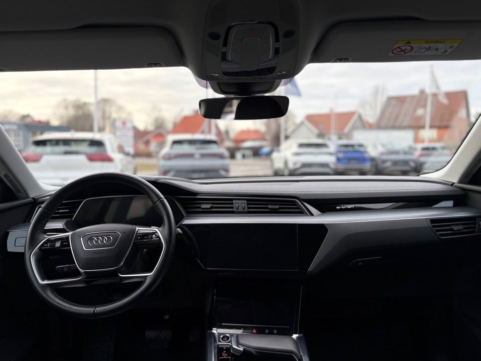 Audi Q8 e-tron 50 S-line Sportback quattro 5d