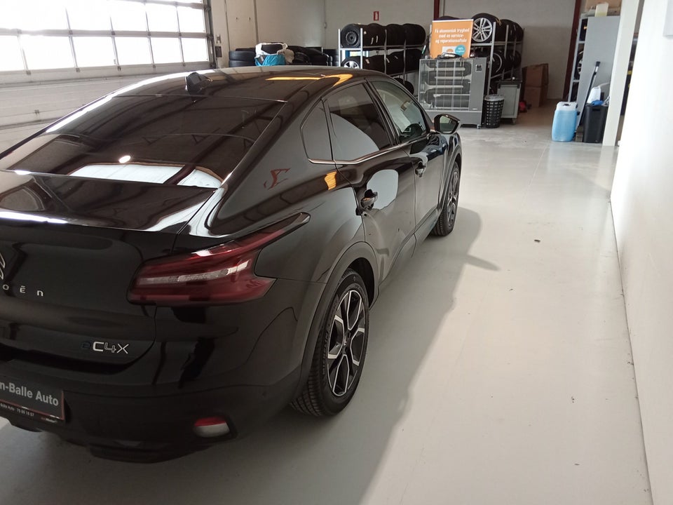 Citroën ë-C4 X 50 Palais Sky 4d