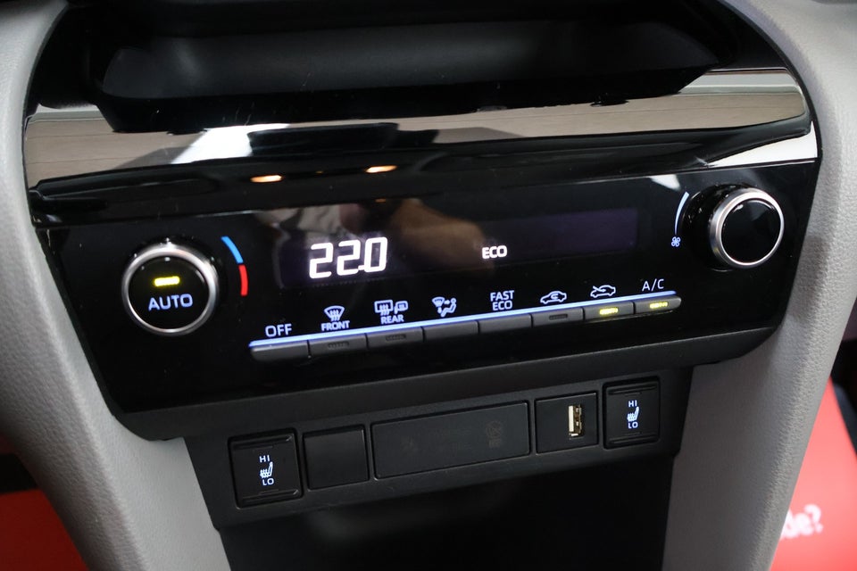 Toyota Yaris Cross 1,5 Hybrid Essential Comfort e-CVT 5d