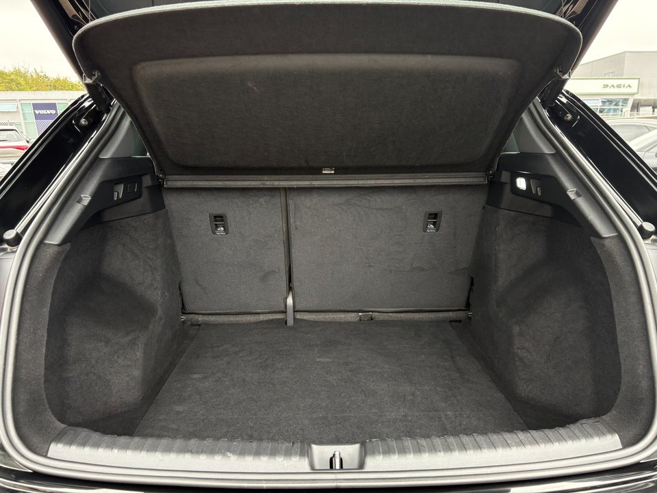 Audi Q4 e-tron 40 Attitude 5d