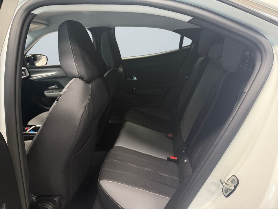 Opel Mokka-e 50 Elegance 5d