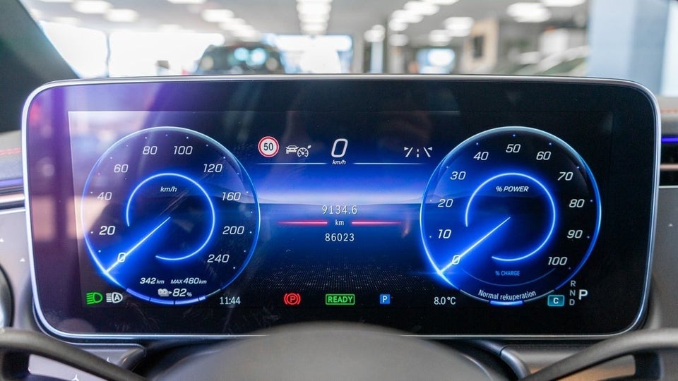 Mercedes EQE300 AMG Line 4d