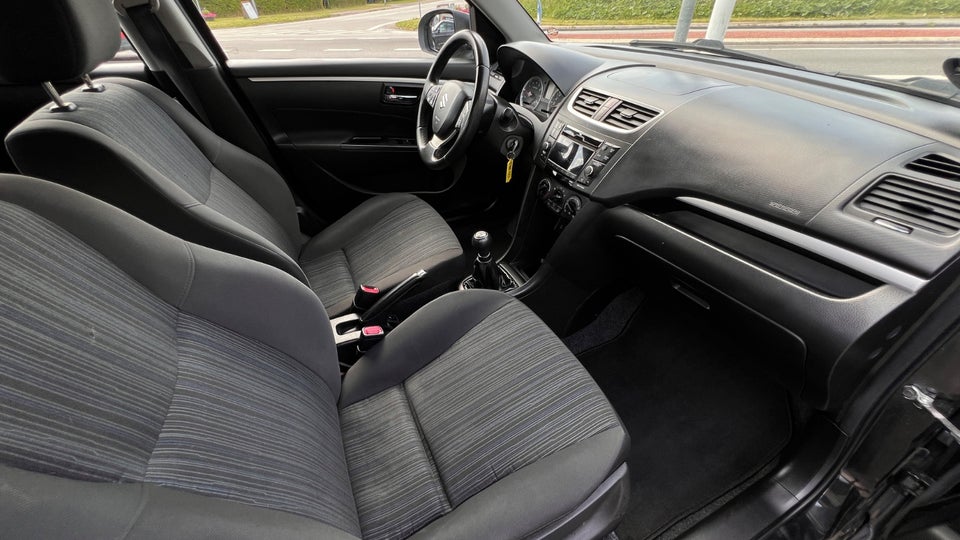 Suzuki Swift 1,2 Dualjet Comfort 5d