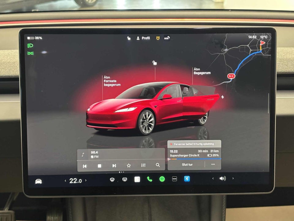 Tesla Model 3 Long Range AWD 4d