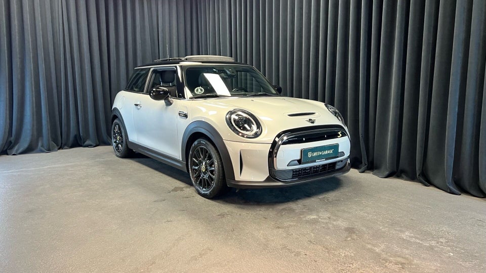 MINI Cooper SE Camden Edition 3d