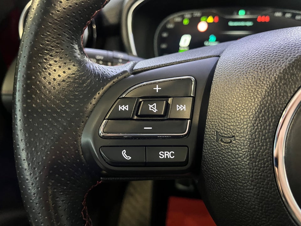 MG EHS 1,5 PHEV Luxury 5d