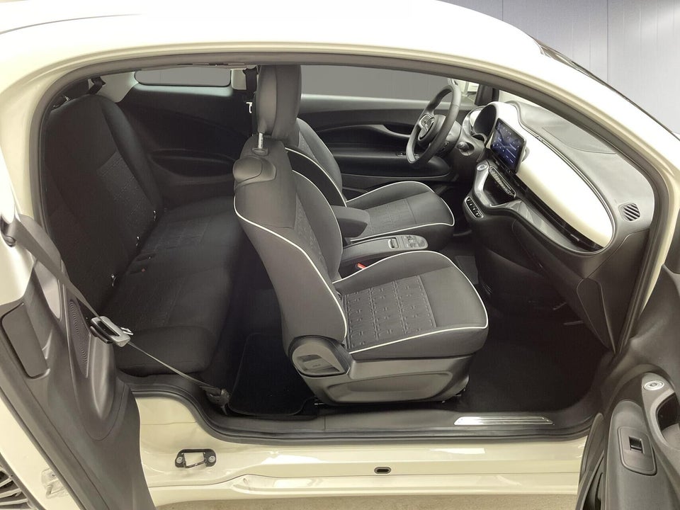 Fiat 500e 42 Icon 3+1 4d