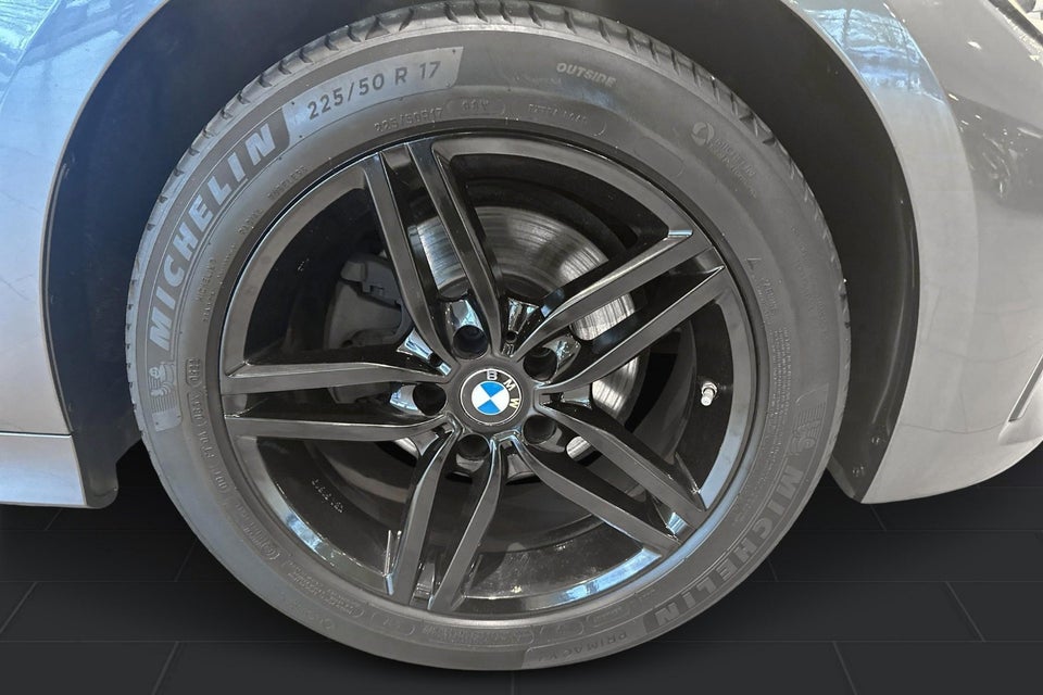 BMW 320i 2,0 Touring Sport Line aut. 5d