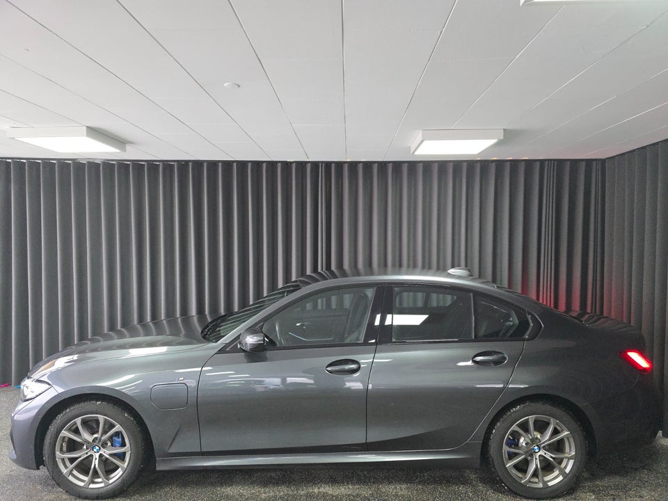 BMW 330e 2,0 M-Sport aut. 4d