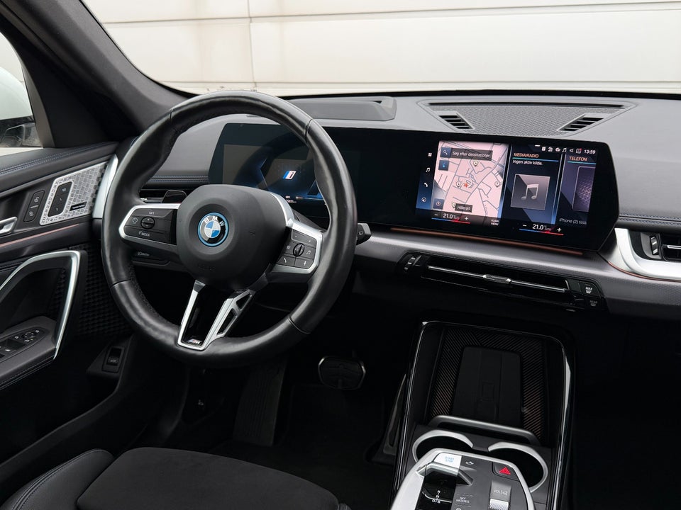 BMW iX1 xDrive30 Fully Charged M-Sport 5d