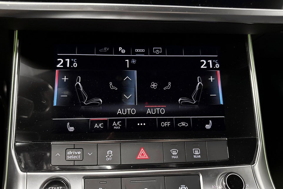 Audi A6 50 TFSi e Sport quattro S-tr. 4d