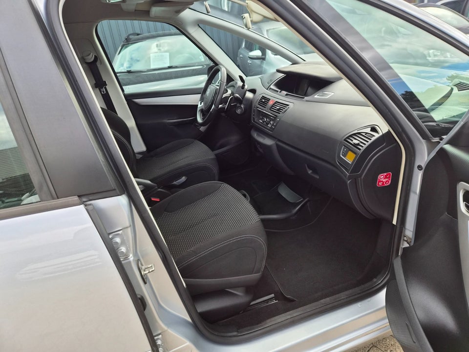 Citroën Grand C4 Picasso 1,6 e-HDi 112 Seduction E6G 7prs 5d