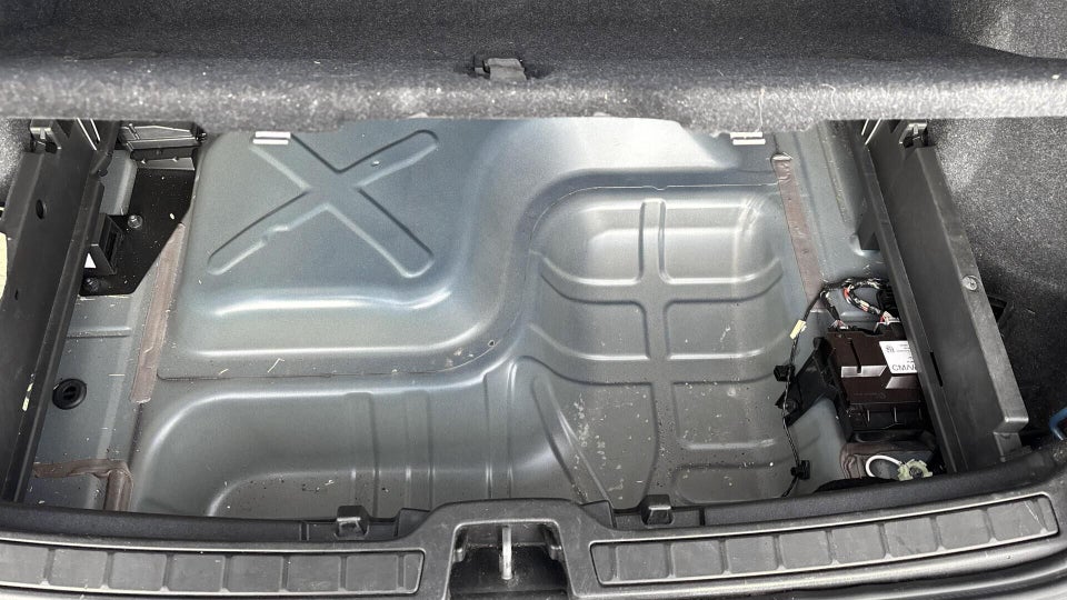 Volvo XC40 P6 ReCharge Ultimate 5d