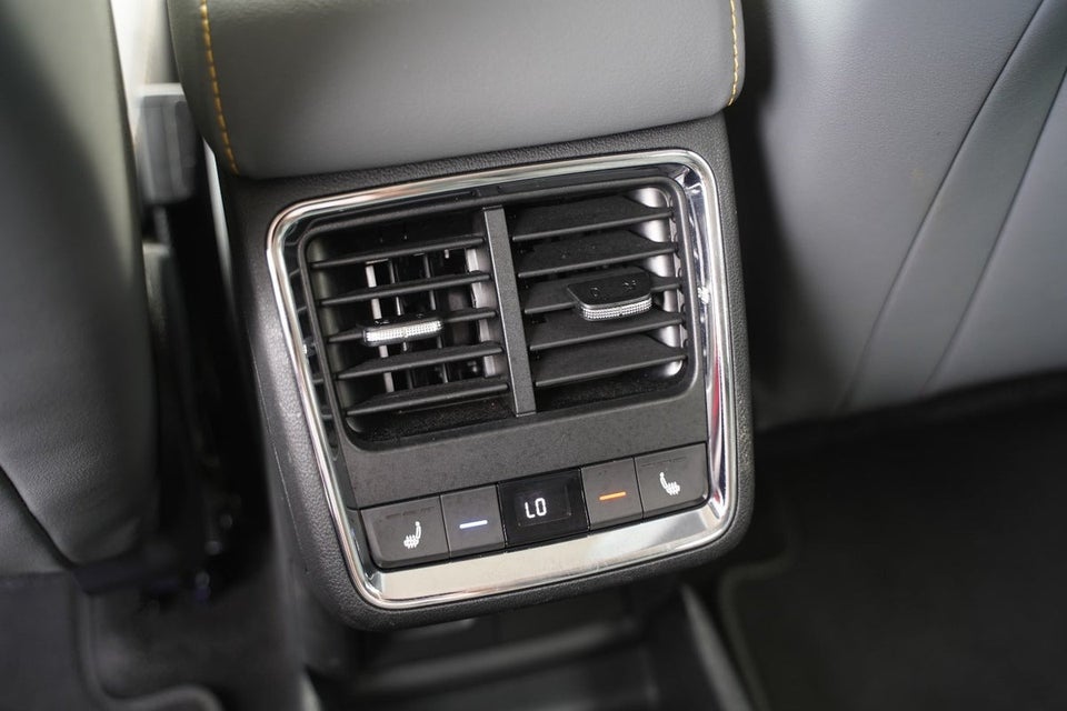 Skoda Enyaq 85x iV ecoSuite 5d