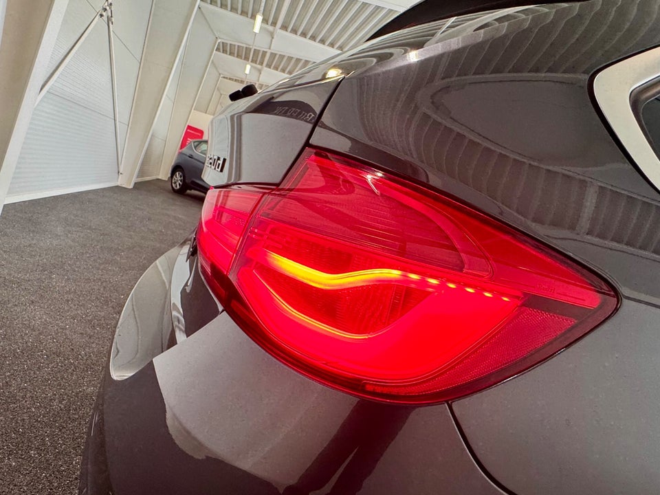 BMW 320d 2,0 Touring Advantage aut. 5d