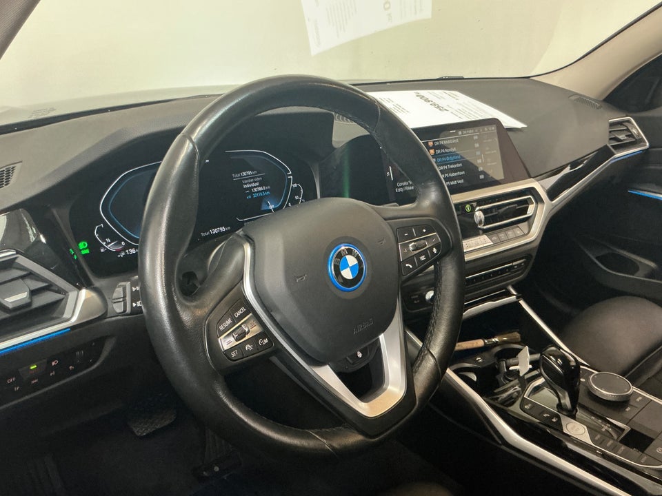 BMW 330e 2,0 Touring Sport Line aut. 5d