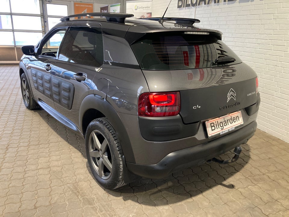 Citroën C4 Cactus 1,6 BlueHDi 100 Iconic 5d