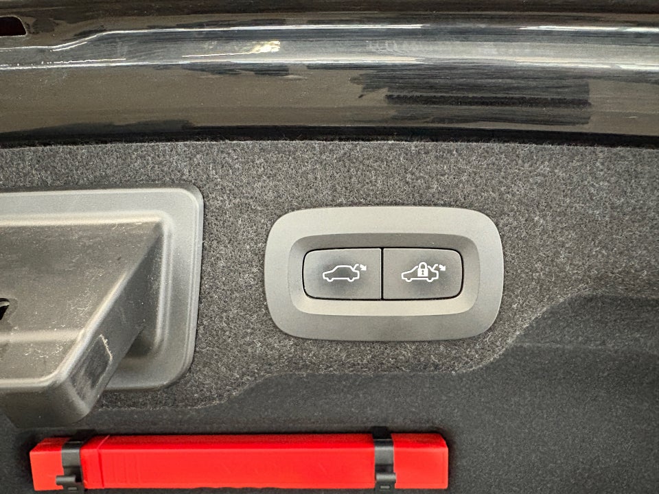 Volvo S90 2,0 T4 190 Momentum aut. 4d