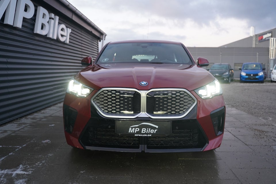 BMW iX2 eDrive20 M-Sport 5d