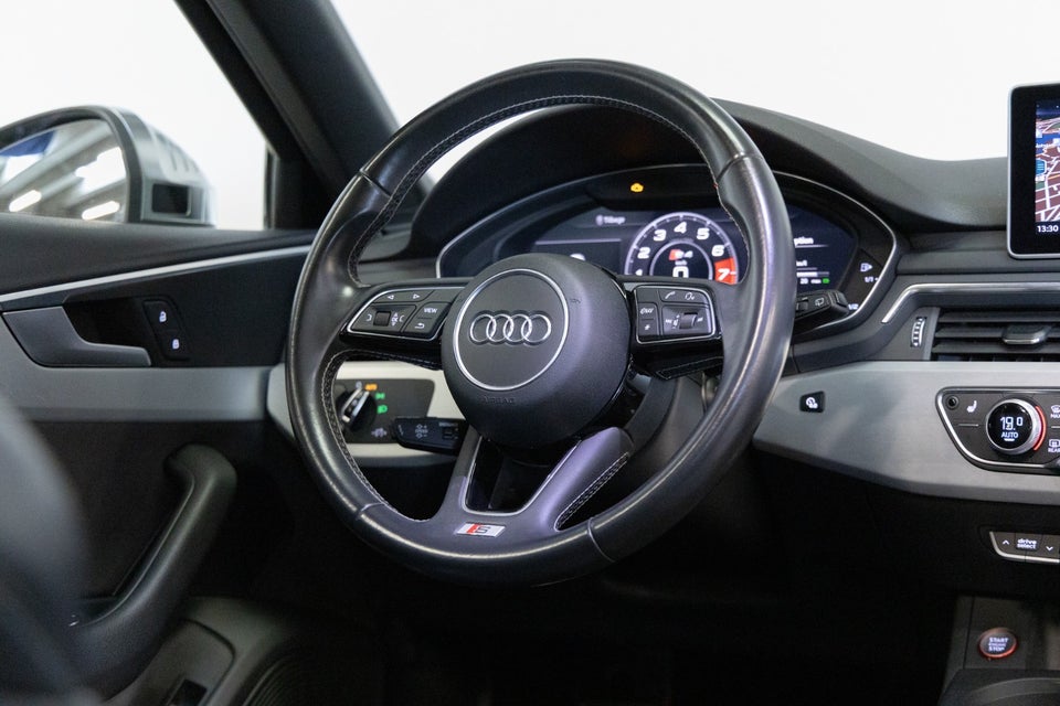 Audi S4 3,0 TFSi Avant quattro Tiptr. 5d