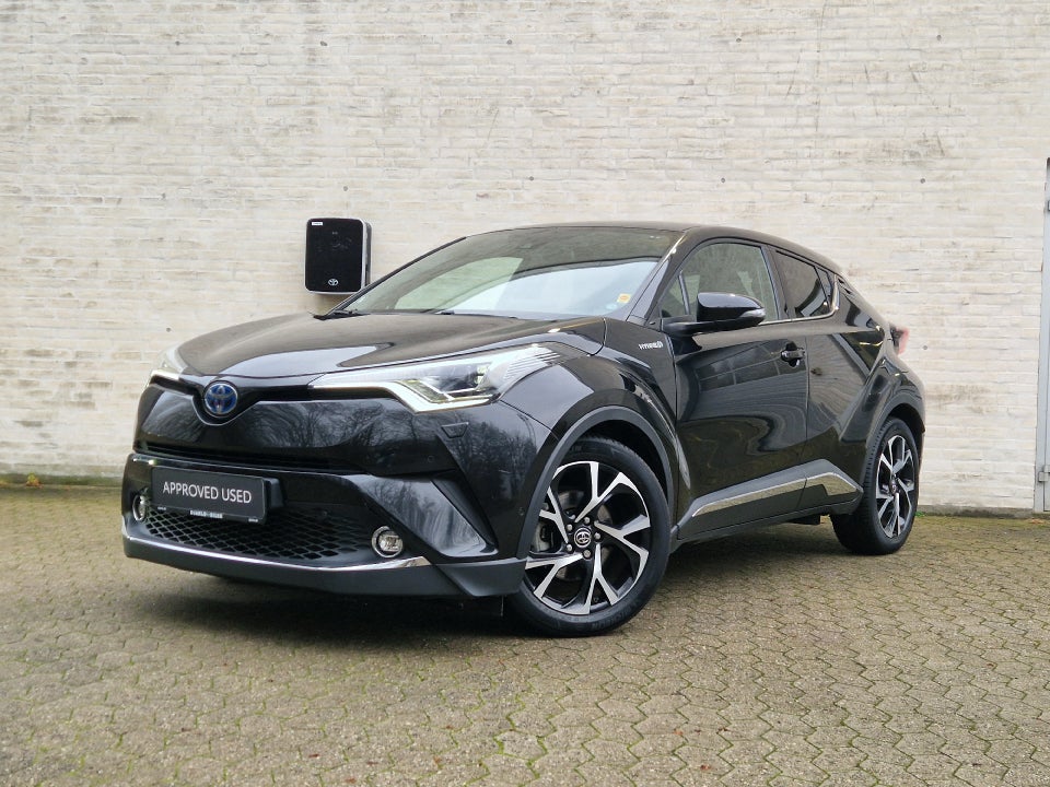 Toyota C-HR 1,8 Hybrid Premium Selected CVT 5d