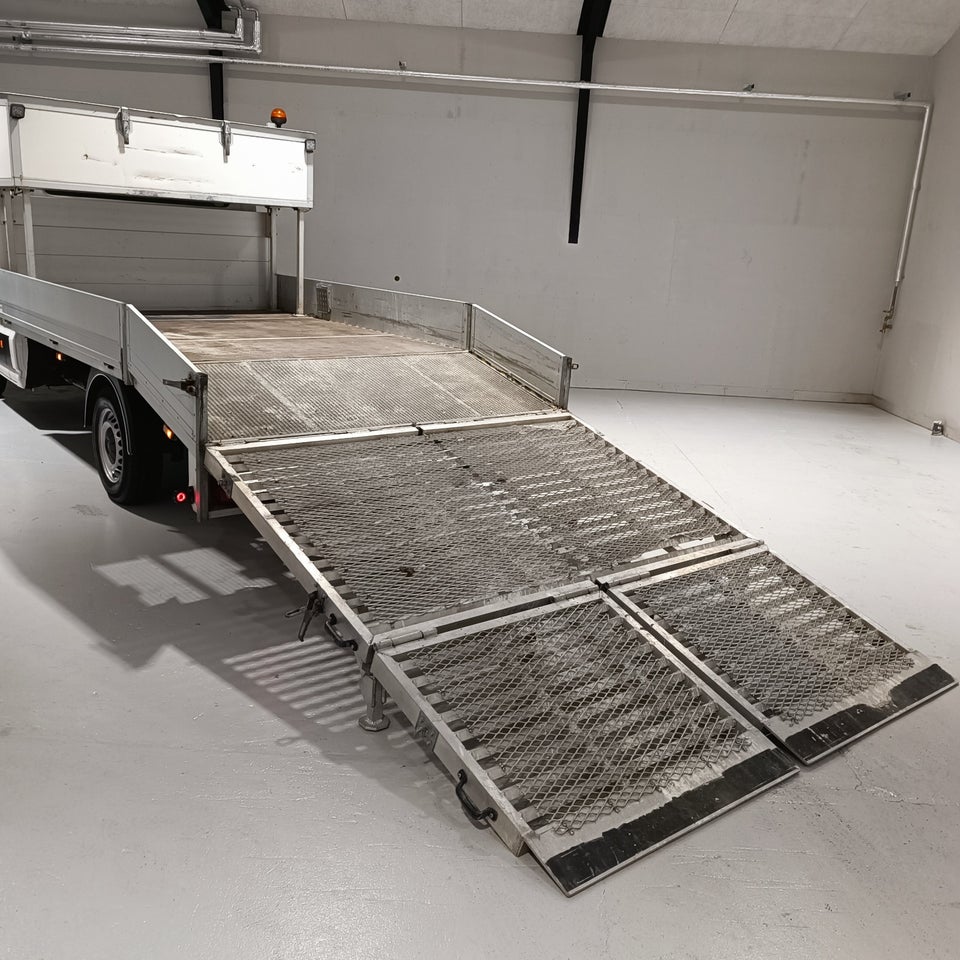 VW Crafter 35 2,0 TDi 140 Ladvogn L3