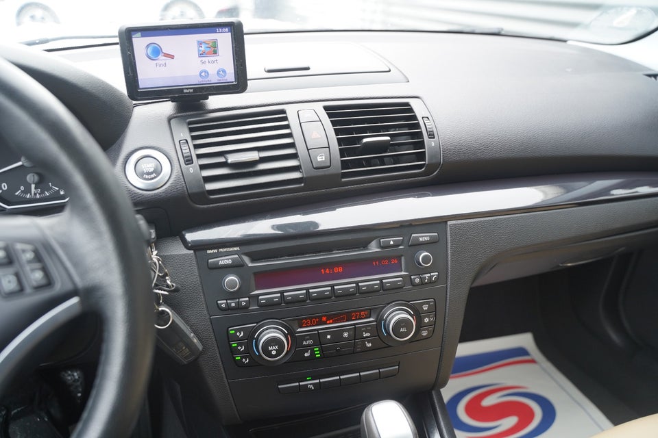 BMW 118i 2,0 aut. 3d