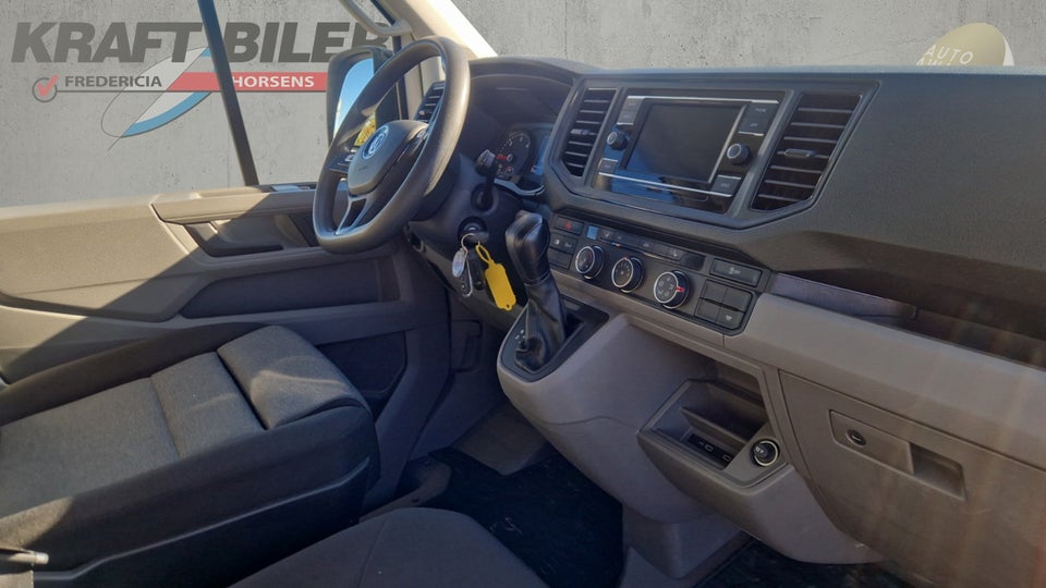 VW Crafter 35 2,0 TDi 177 Kassevogn L3H3 aut.