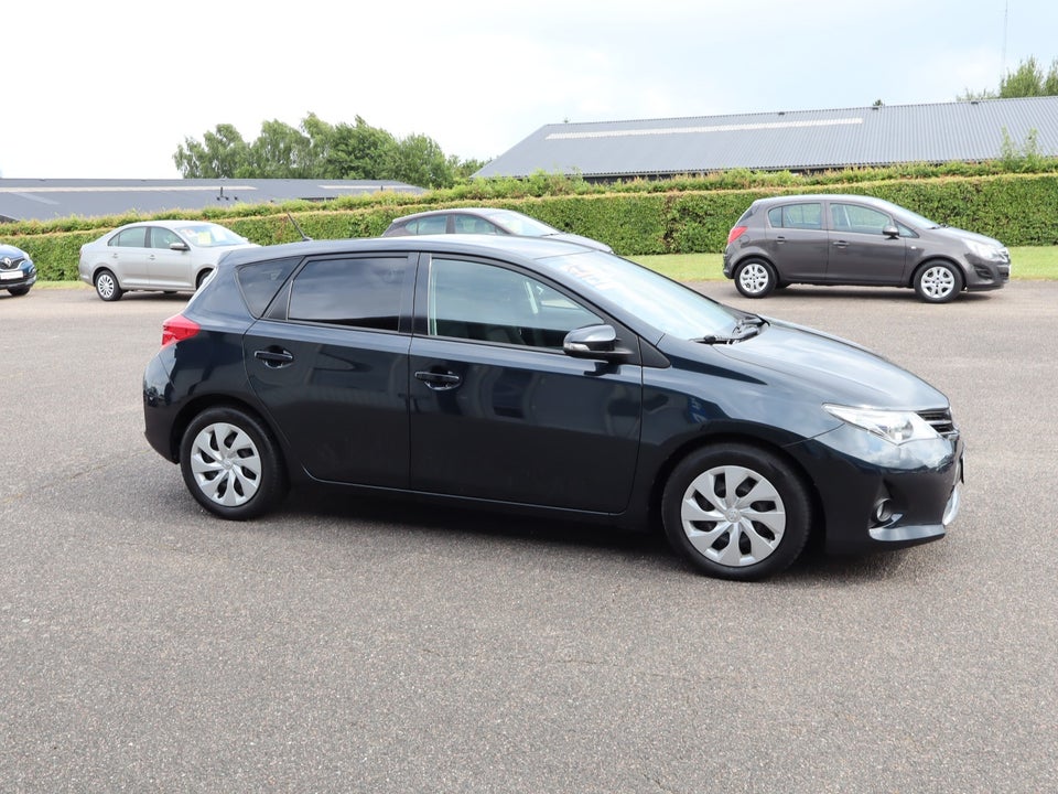 Toyota Auris 2,0 D-4D T4 5d