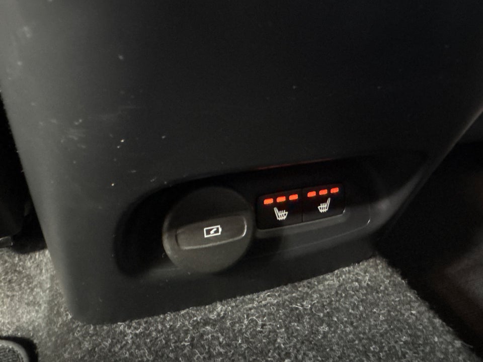 Volvo XC40 P6 ReCharge Plus 5d