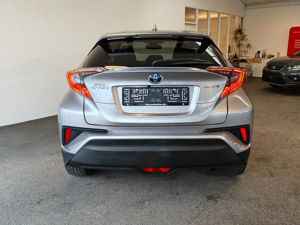 Toyota C-HR 1,8 Hybrid C-HIC CVT 5d