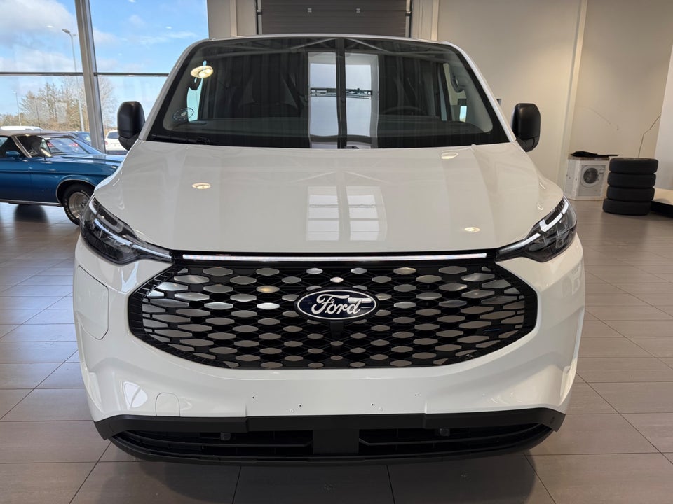 Ford E-Transit Custom 340L 64 Trend