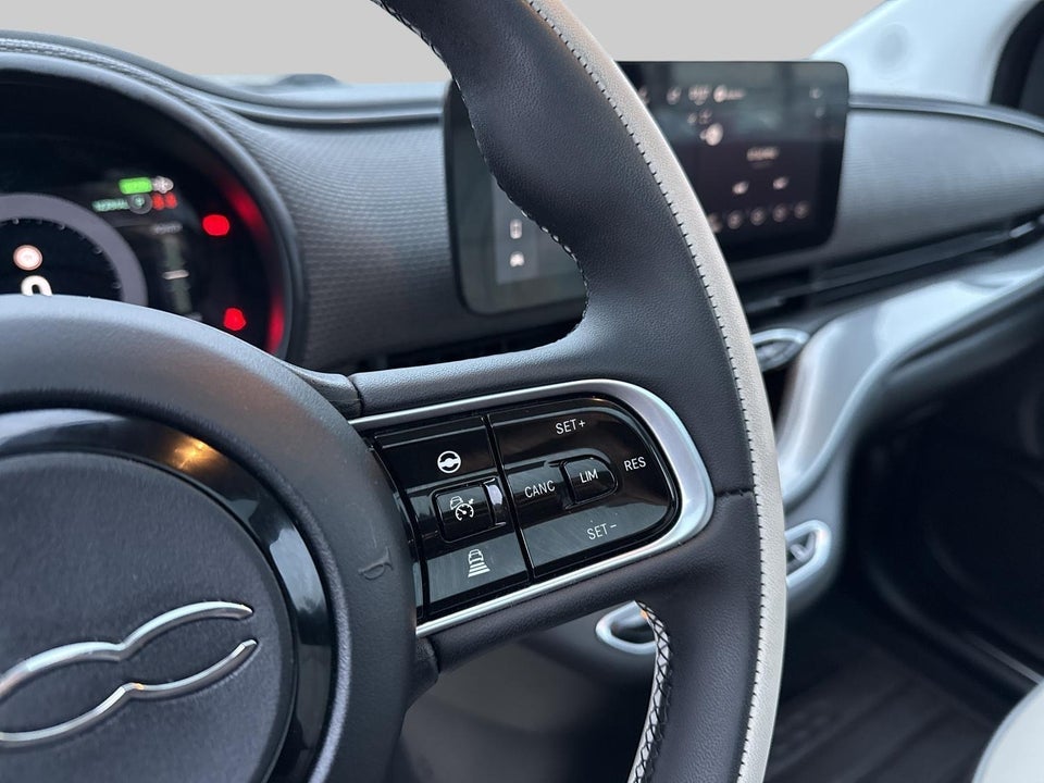 Fiat 500e 42 la Prima 3d