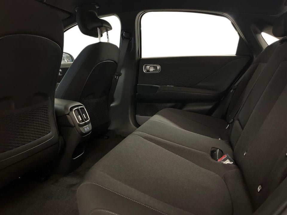 Hyundai Ioniq 6 53 Essential 4d