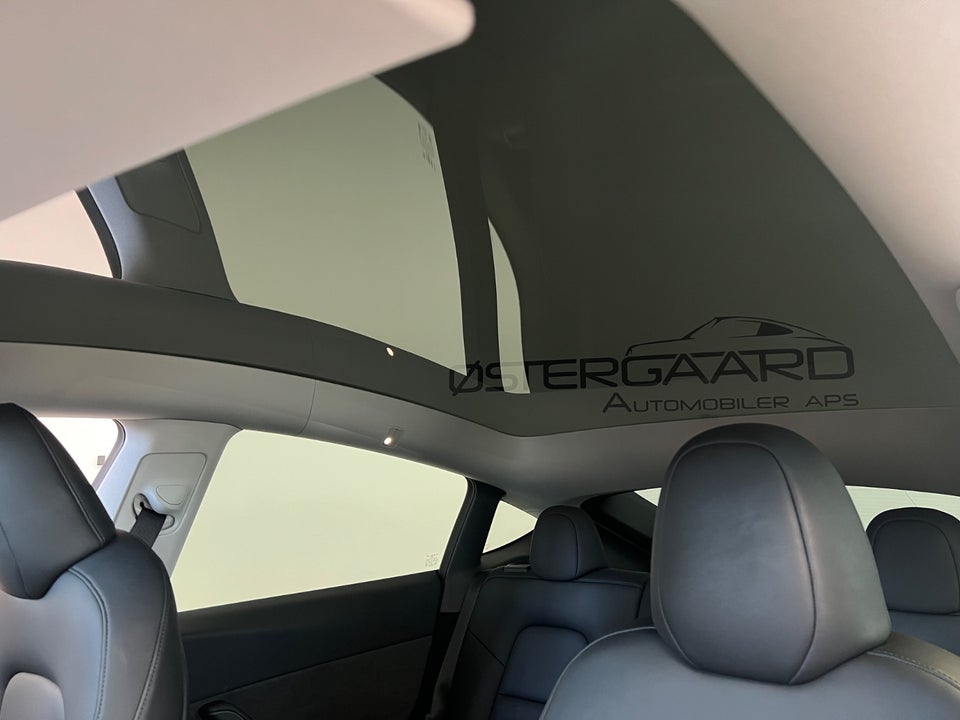 Tesla Model Y RWD 5d