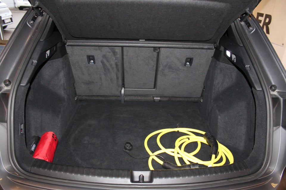 Audi Q4 e-tron 40 S-line 5d