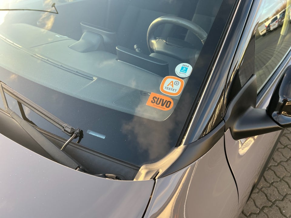 Citroën C4 Cactus 1,6 BlueHDi 100 Feel Van 5d